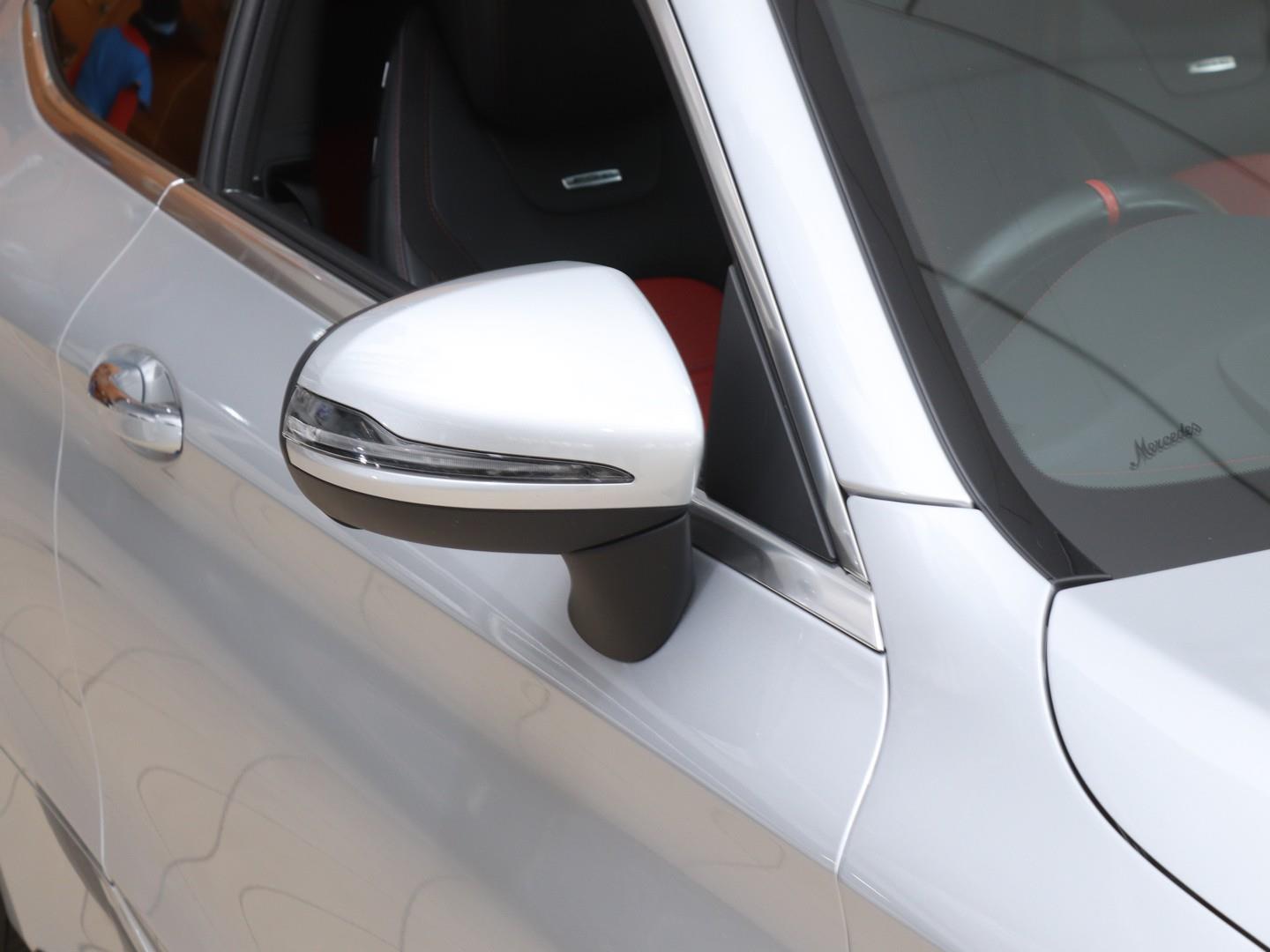 Mercedes-AMG C-Class - Image 7