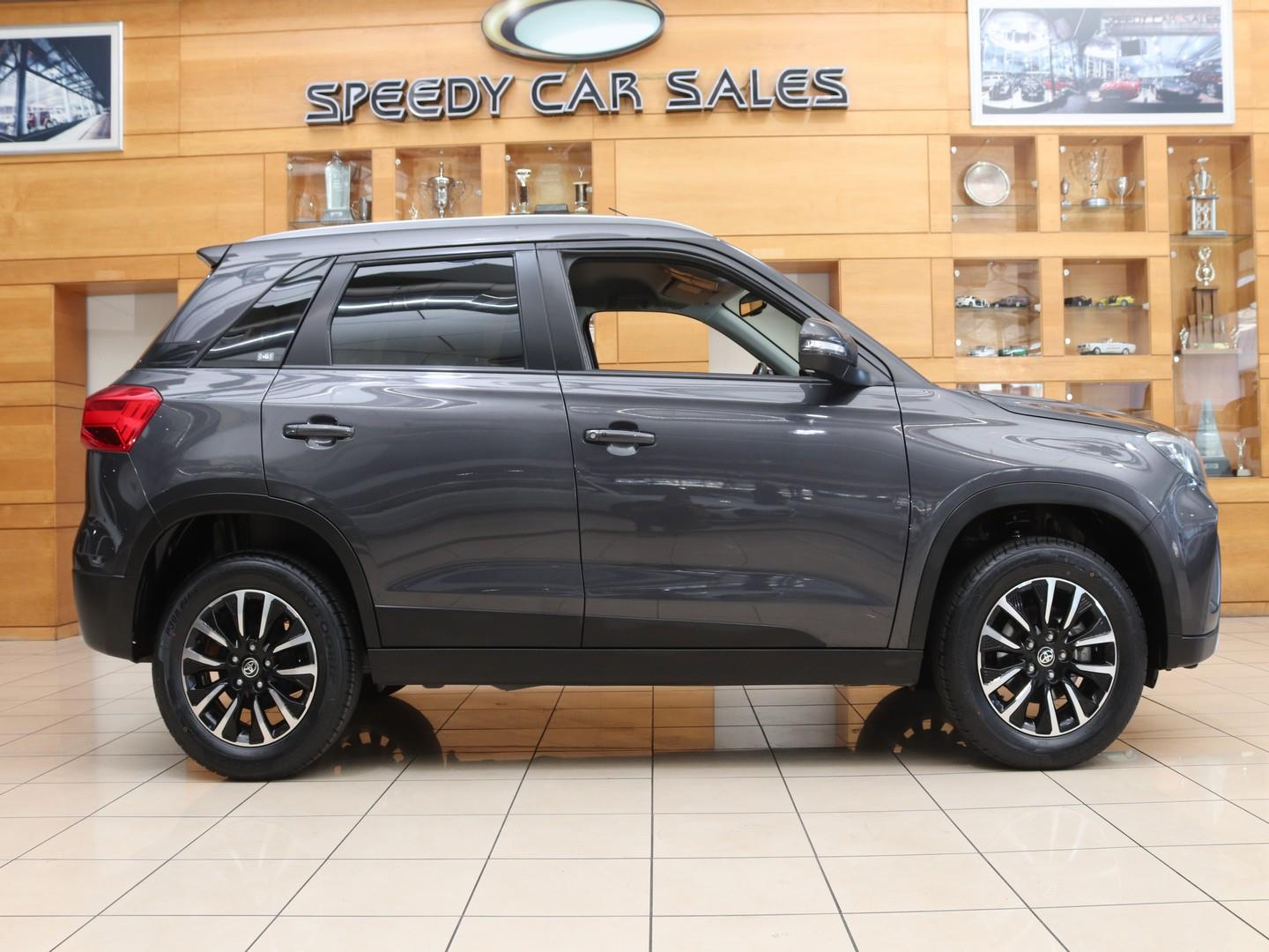 Toyota Urban Cruiser - Image 15