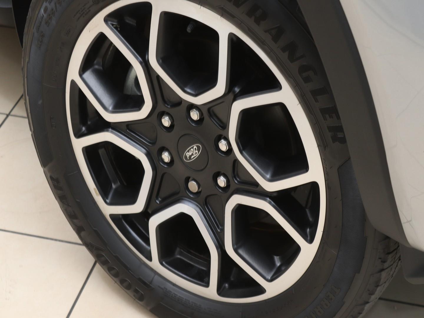 Ford Ranger - Image 6