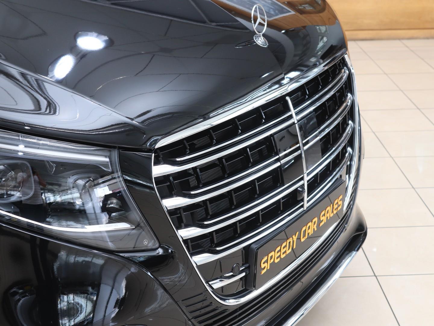 Mercedes-Benz V-Class - Image 5