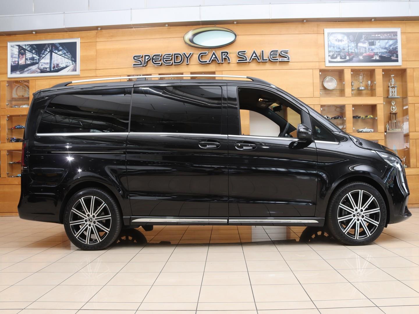 Mercedes-Benz V-Class - Image 19