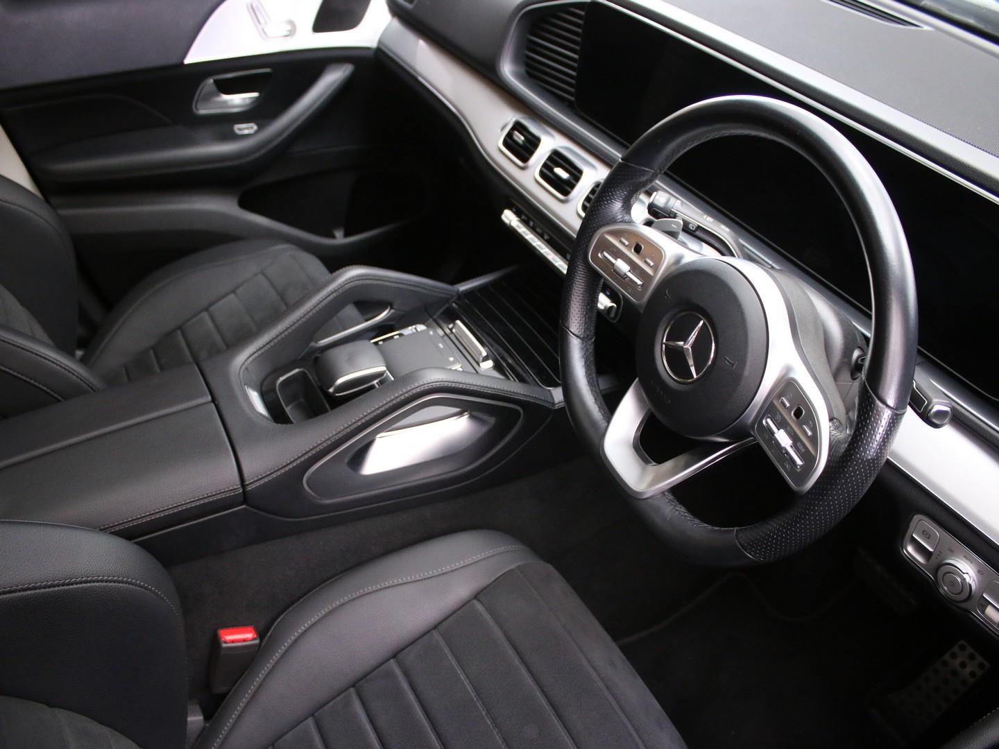 Mercedes-Benz GLE - Image 10