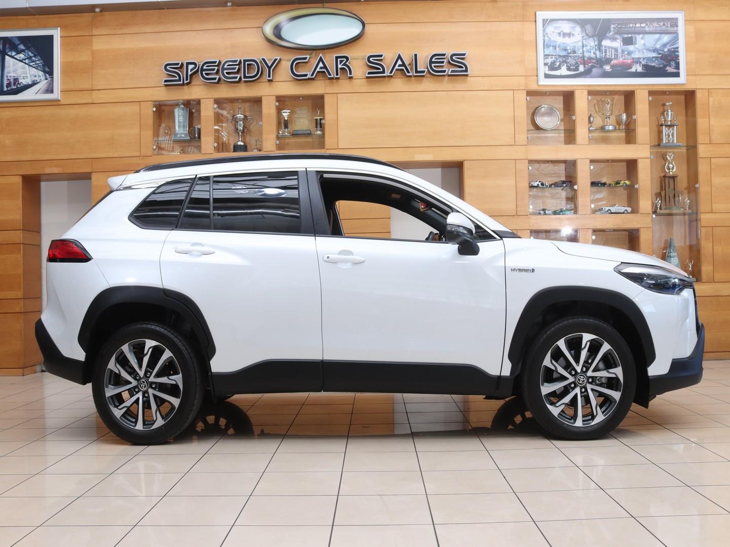 Toyota Corolla Cross - Image 16