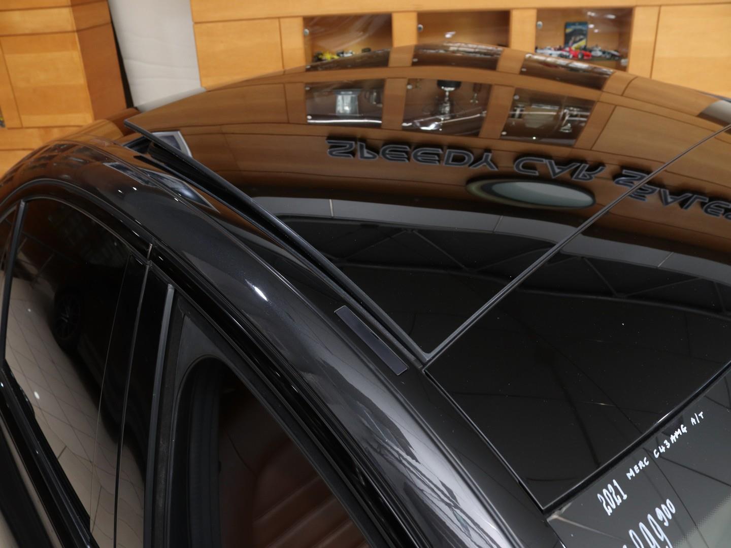 Mercedes-AMG C-Class - Image 8