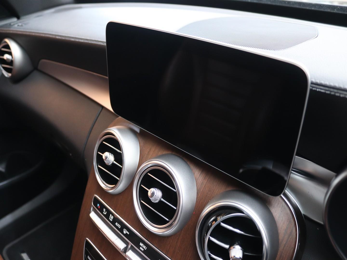 Mercedes-AMG C-Class - Image 10