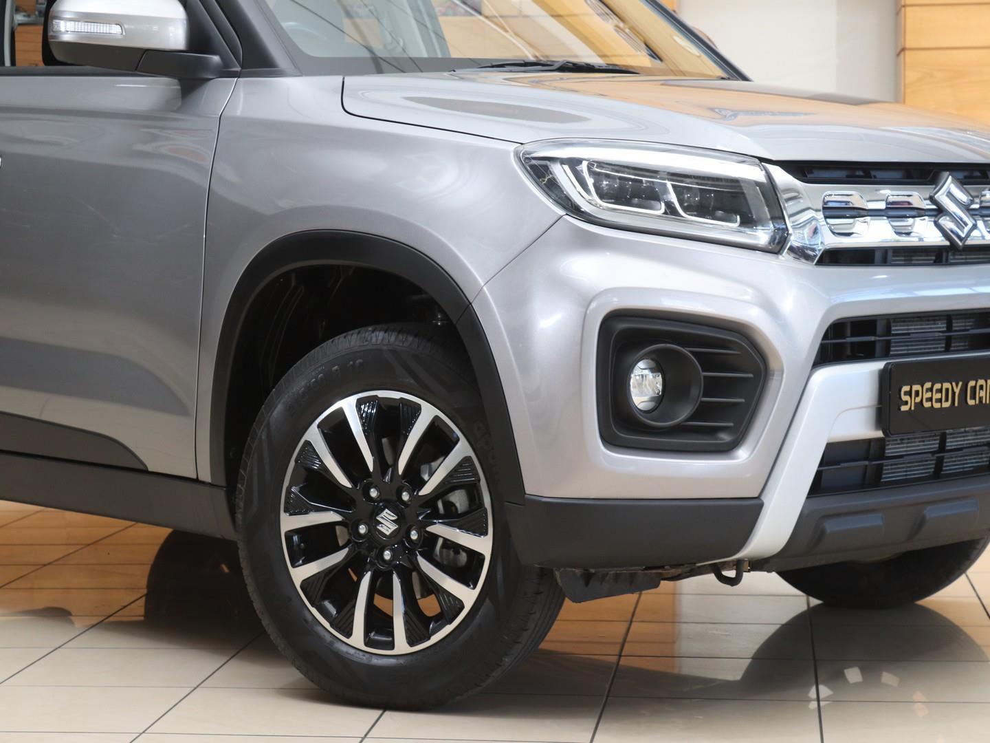 Suzuki Vitara Brezza - Image 2