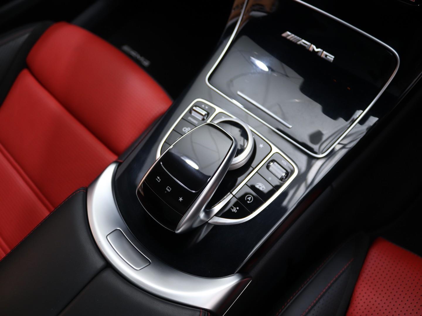 Mercedes-AMG C-Class - Image 12