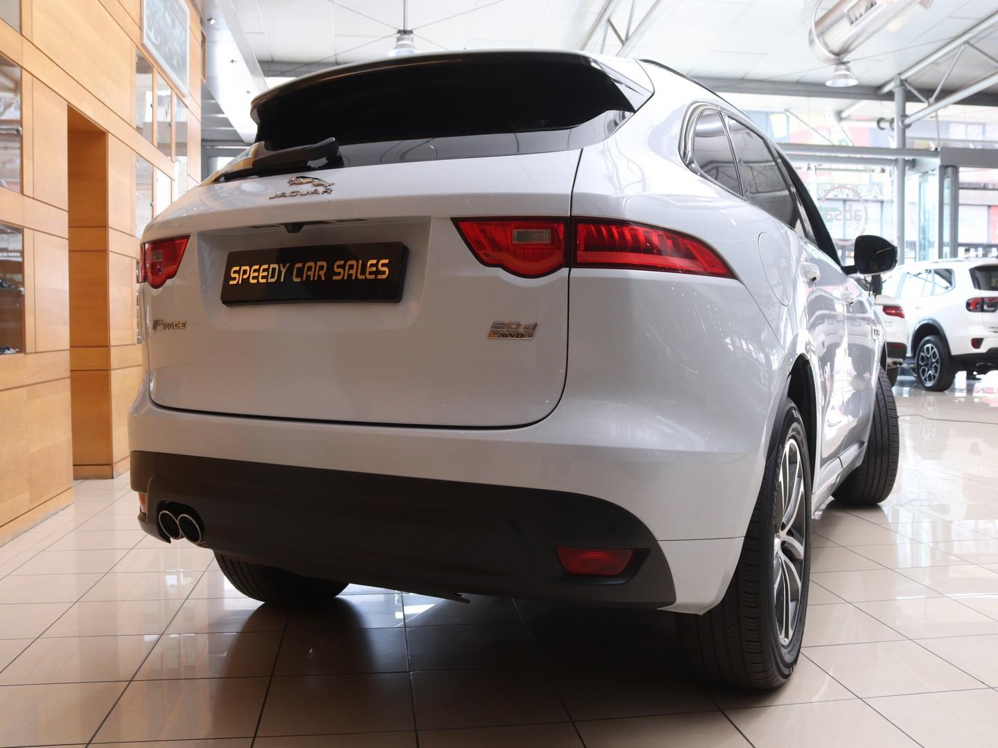 Jaguar F-Pace - Image 16