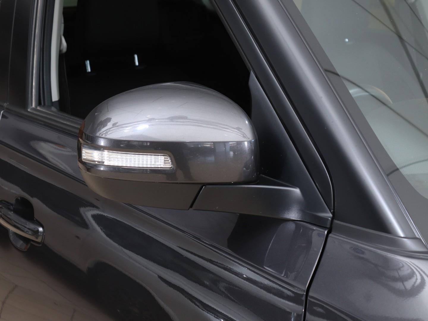 Toyota Urban Cruiser - Image 7