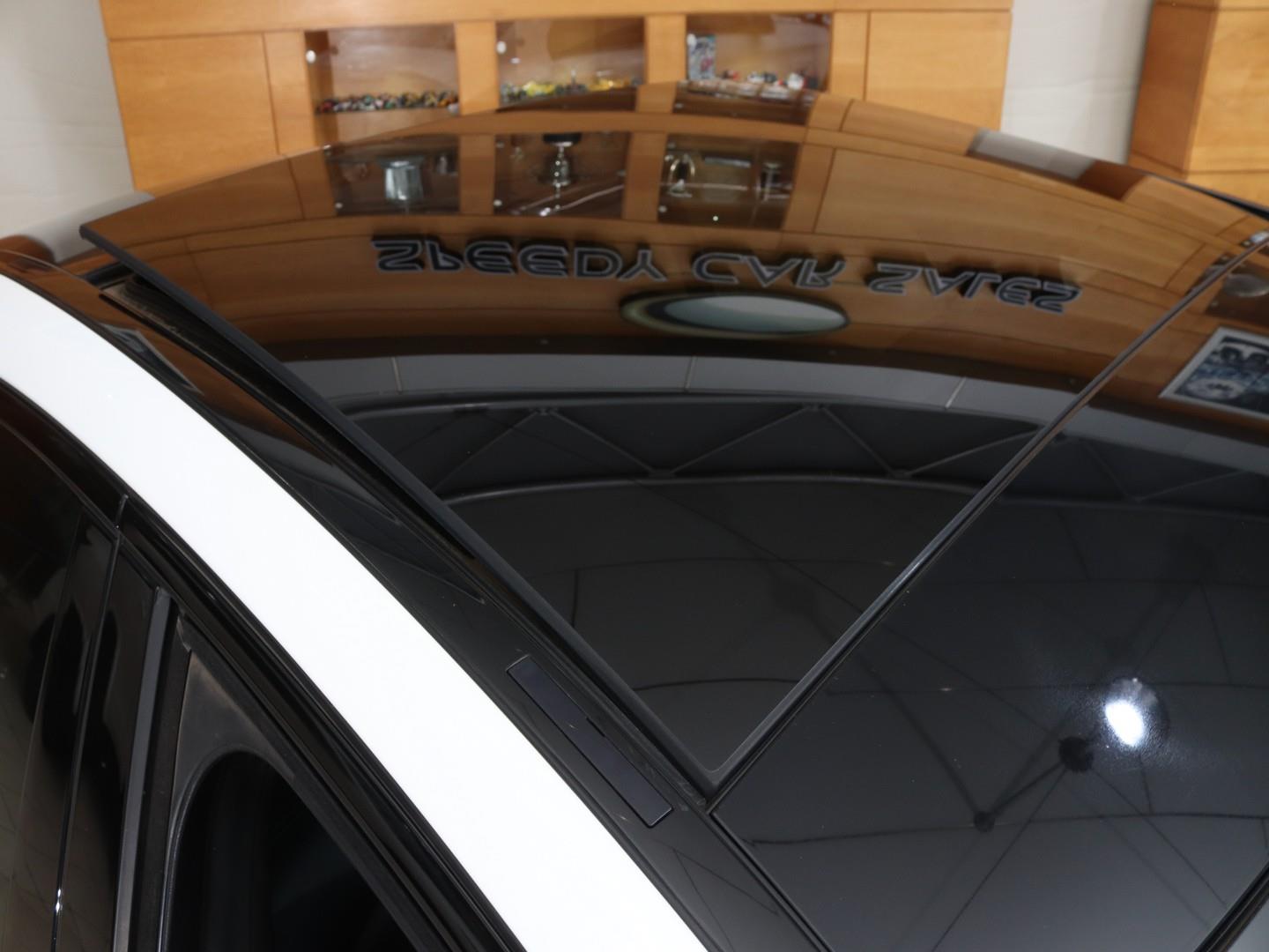 Mercedes-AMG C-Class - Image 8