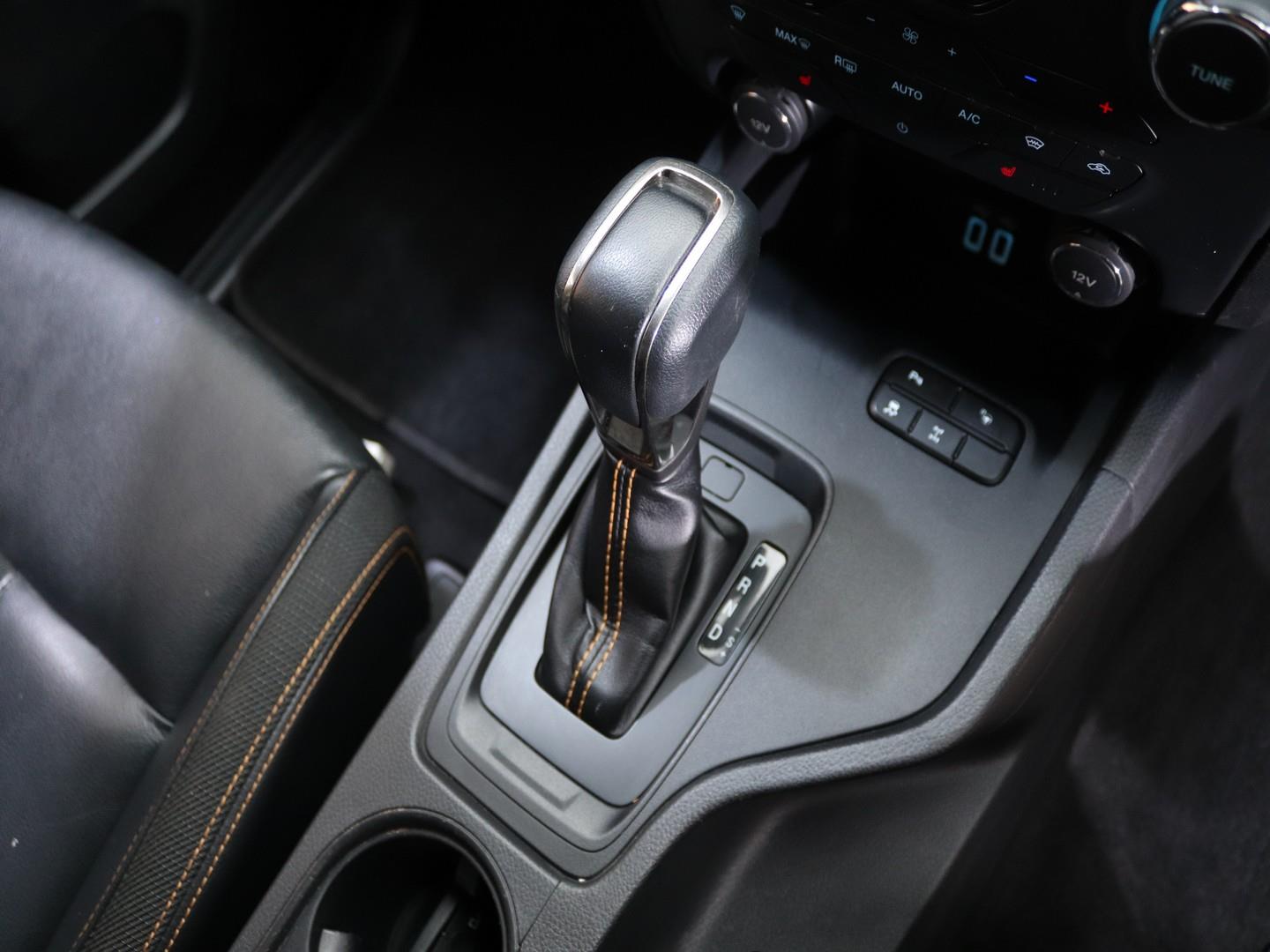 Ford Ranger - Image 11