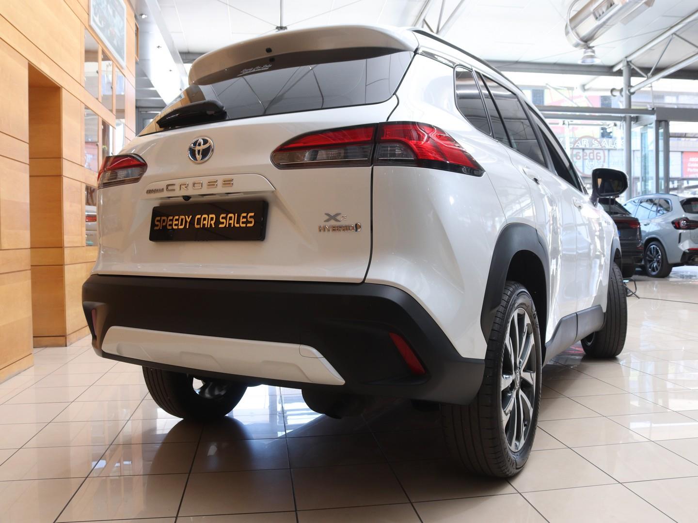 Toyota Corolla Cross - Image 15