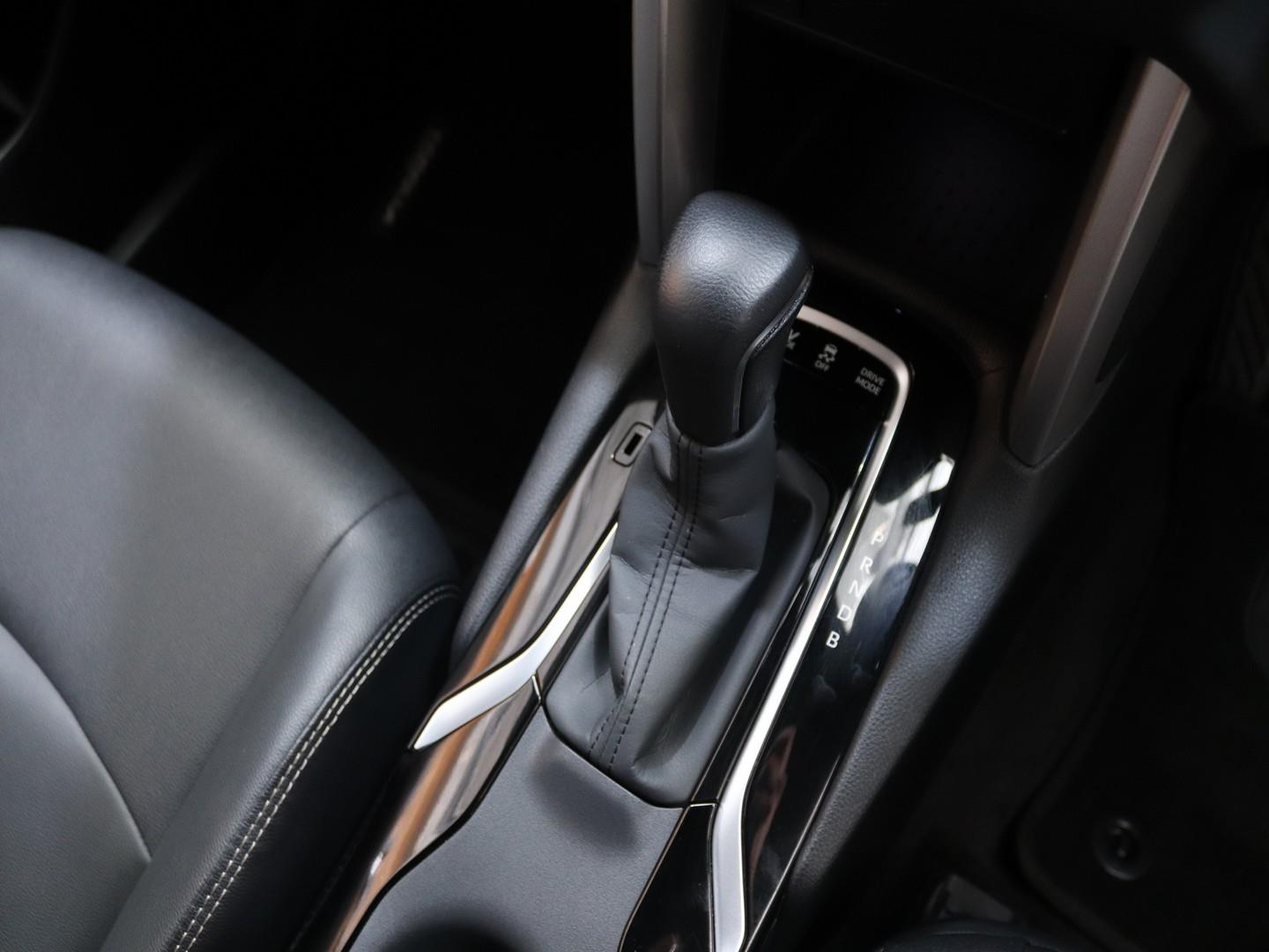 Toyota Corolla Cross - Image 11