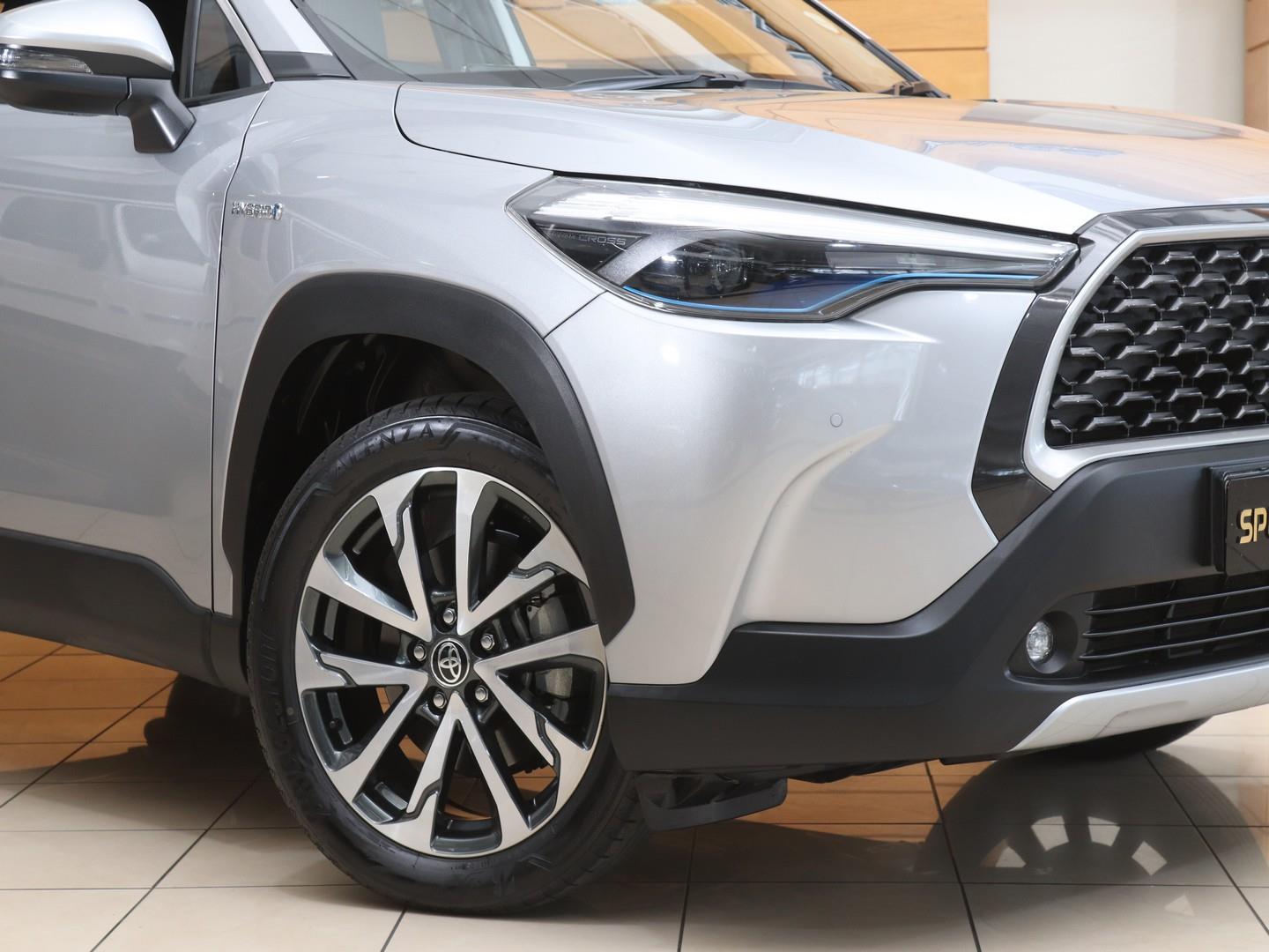 Toyota Corolla Cross - Image 2