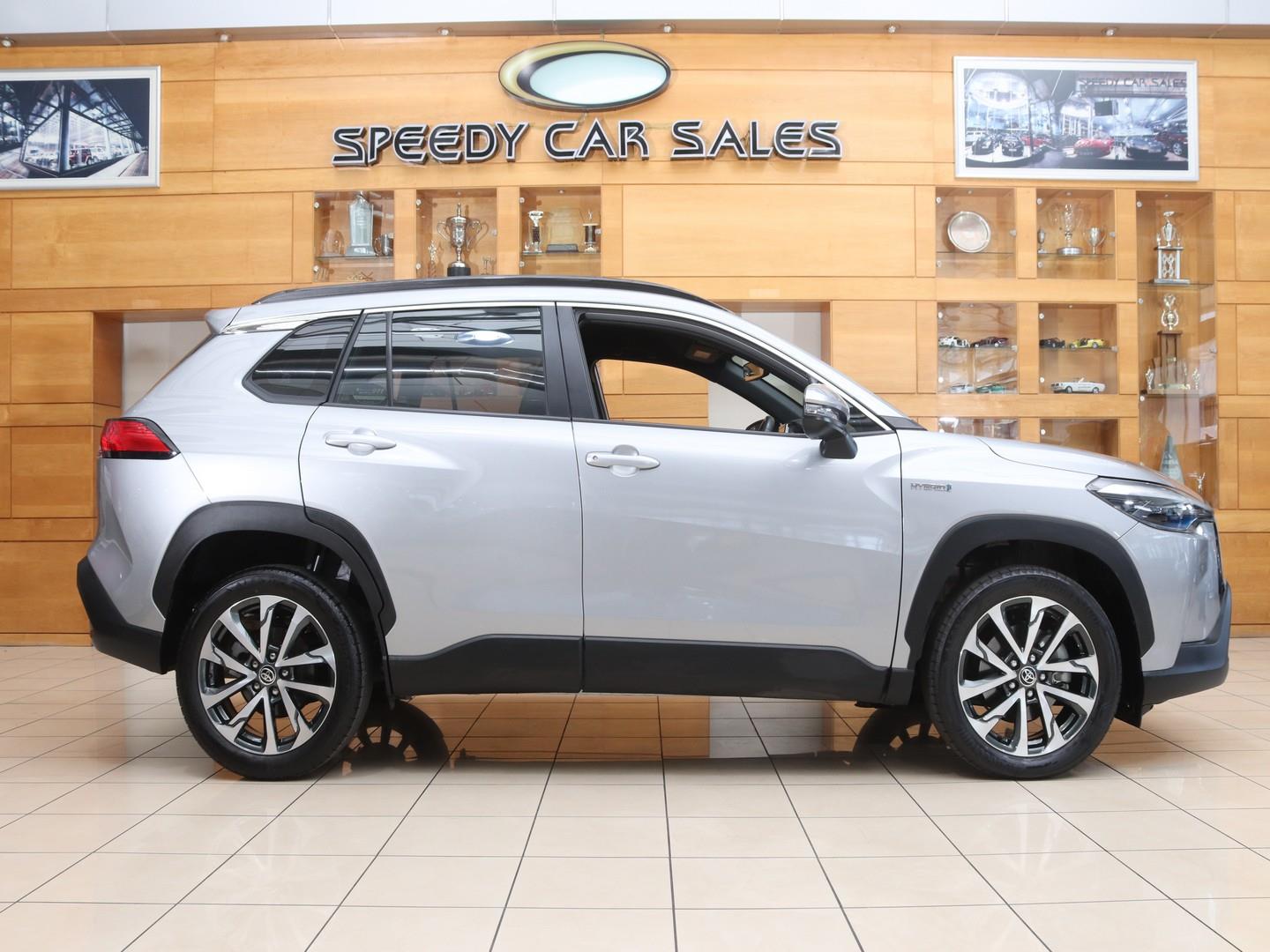 Toyota Corolla Cross - Image 16