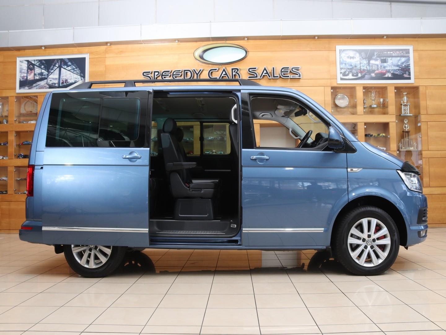 Volkswagen Caravelle - Image 17