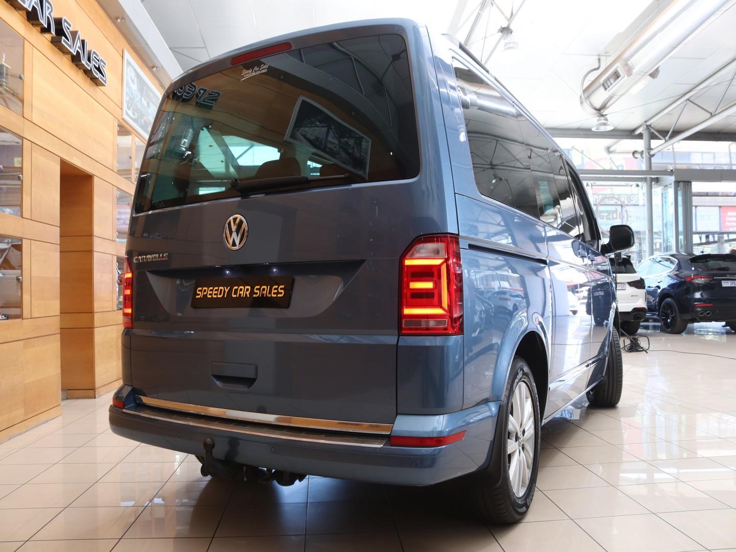 Volkswagen Caravelle - Image 15