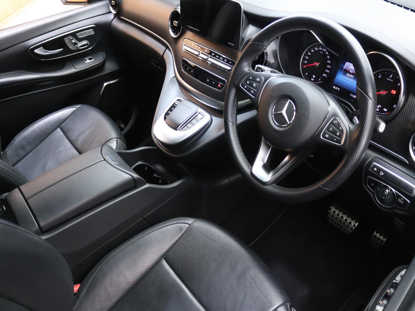 Mercedes-Benz V-Class - Image 9