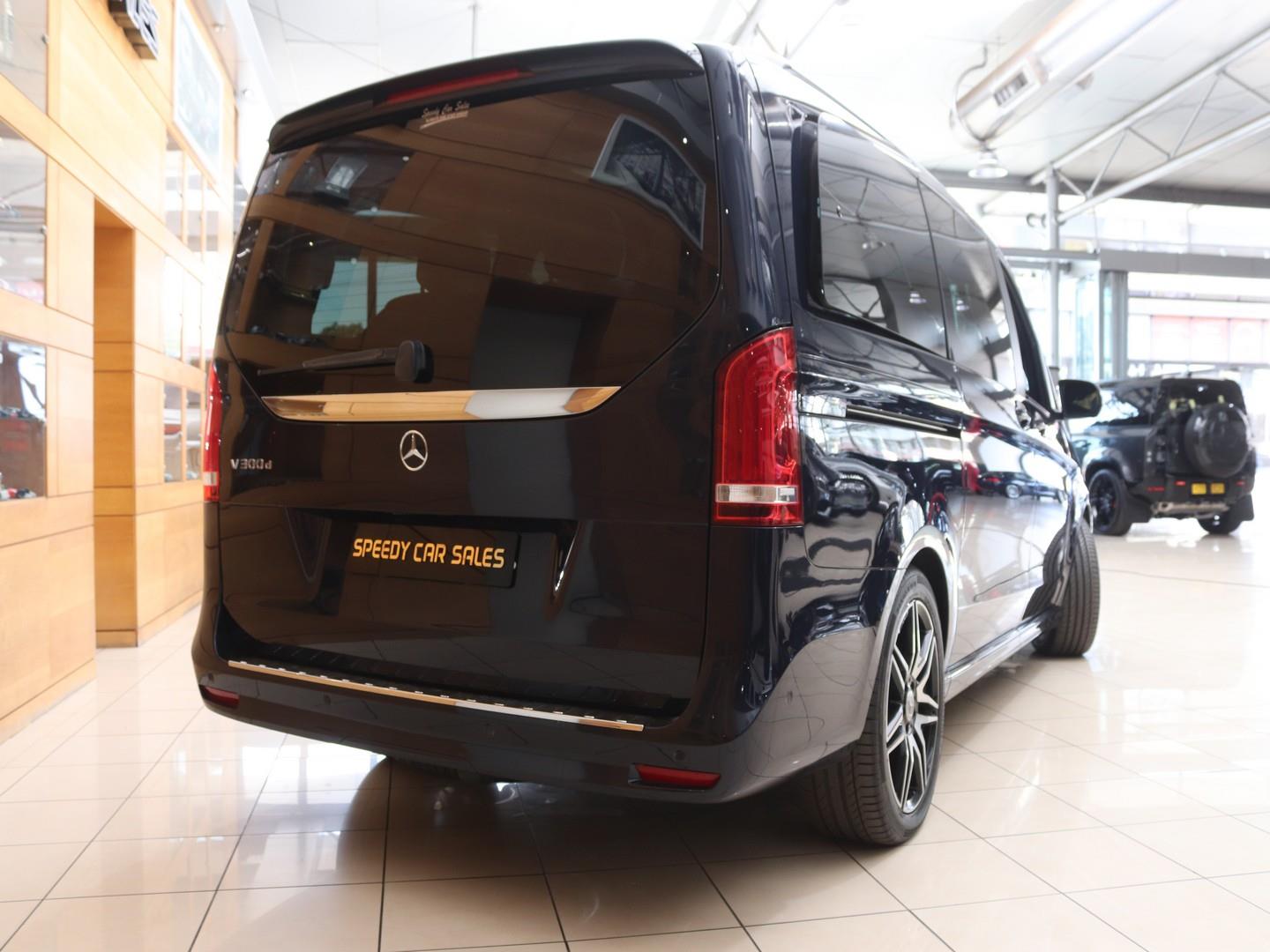 Mercedes-Benz V-Class - Image 16