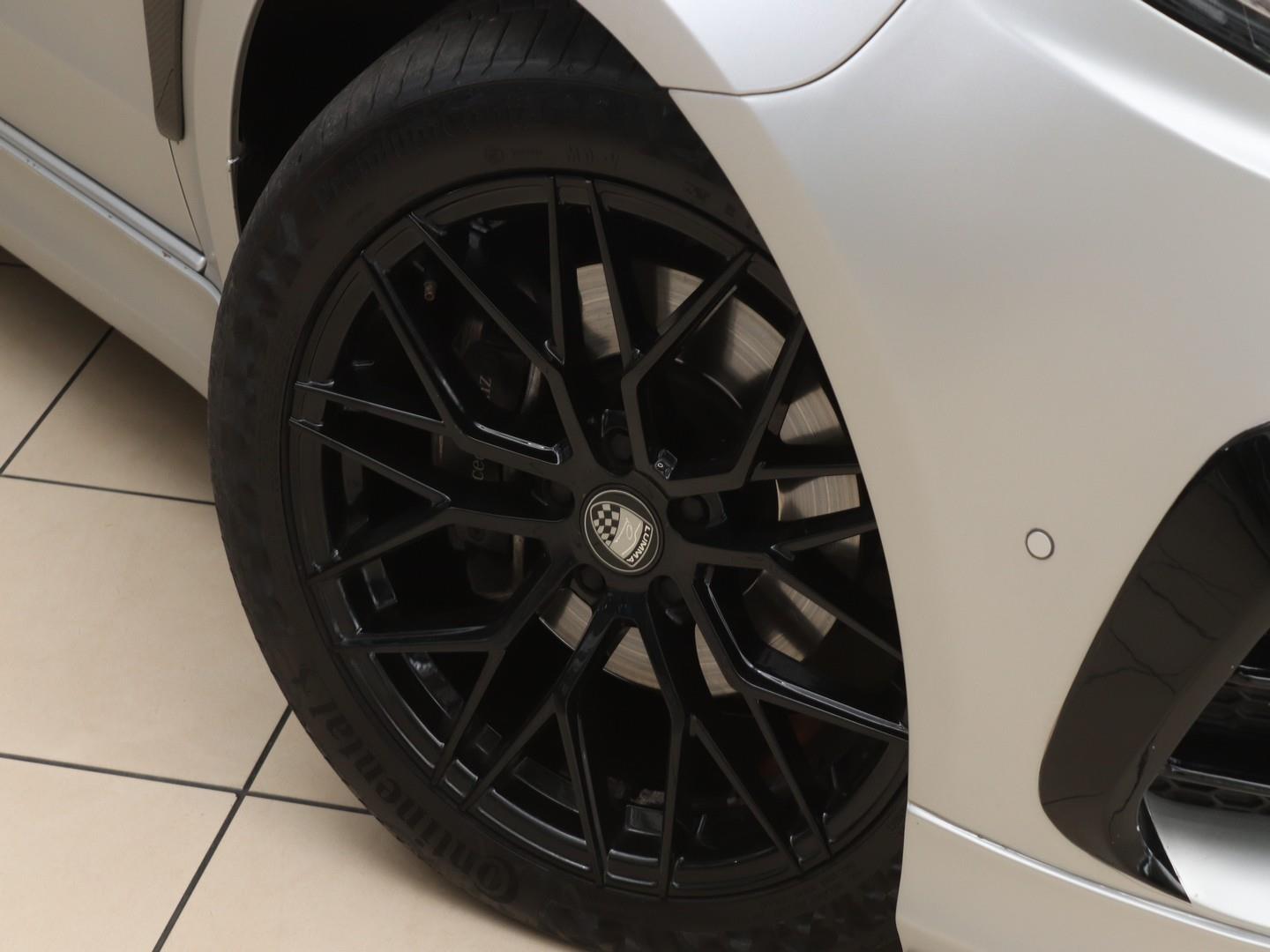 Mercedes-Benz V-Class V250d Avantgarde (2022) - Image 7