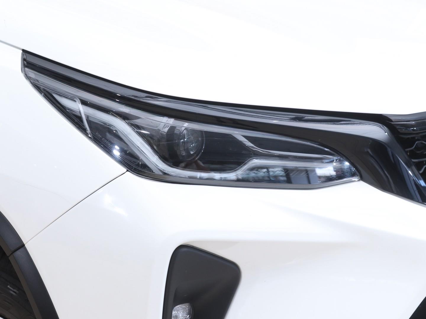 Toyota Fortuner 2.4GD-6 Auto (2025) - Image 4