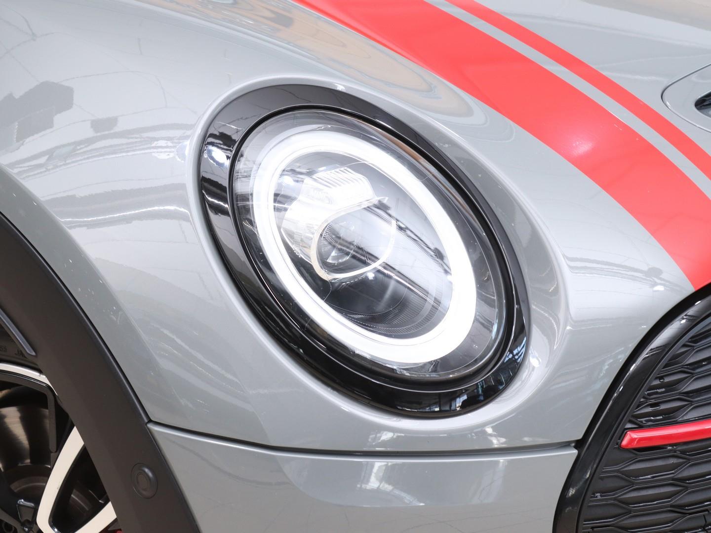 MINI Clubman John Cooper Works ALL4 Clubman (2020) - Image 4