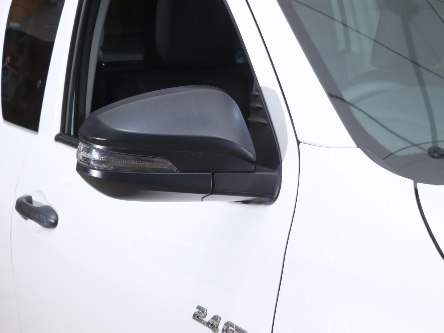 Toyota Hilux 2.4GD-6 Xtra Cab Raider Auto (2021) - Image 7