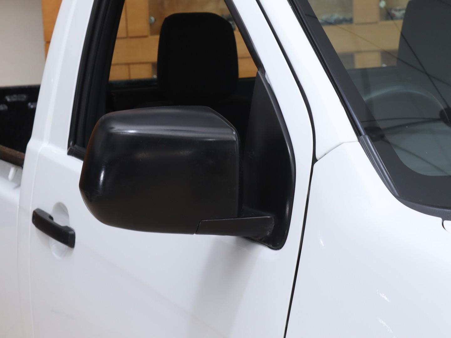 Isuzu D-Max 250 Fleetside Safety (2022) - Image 7