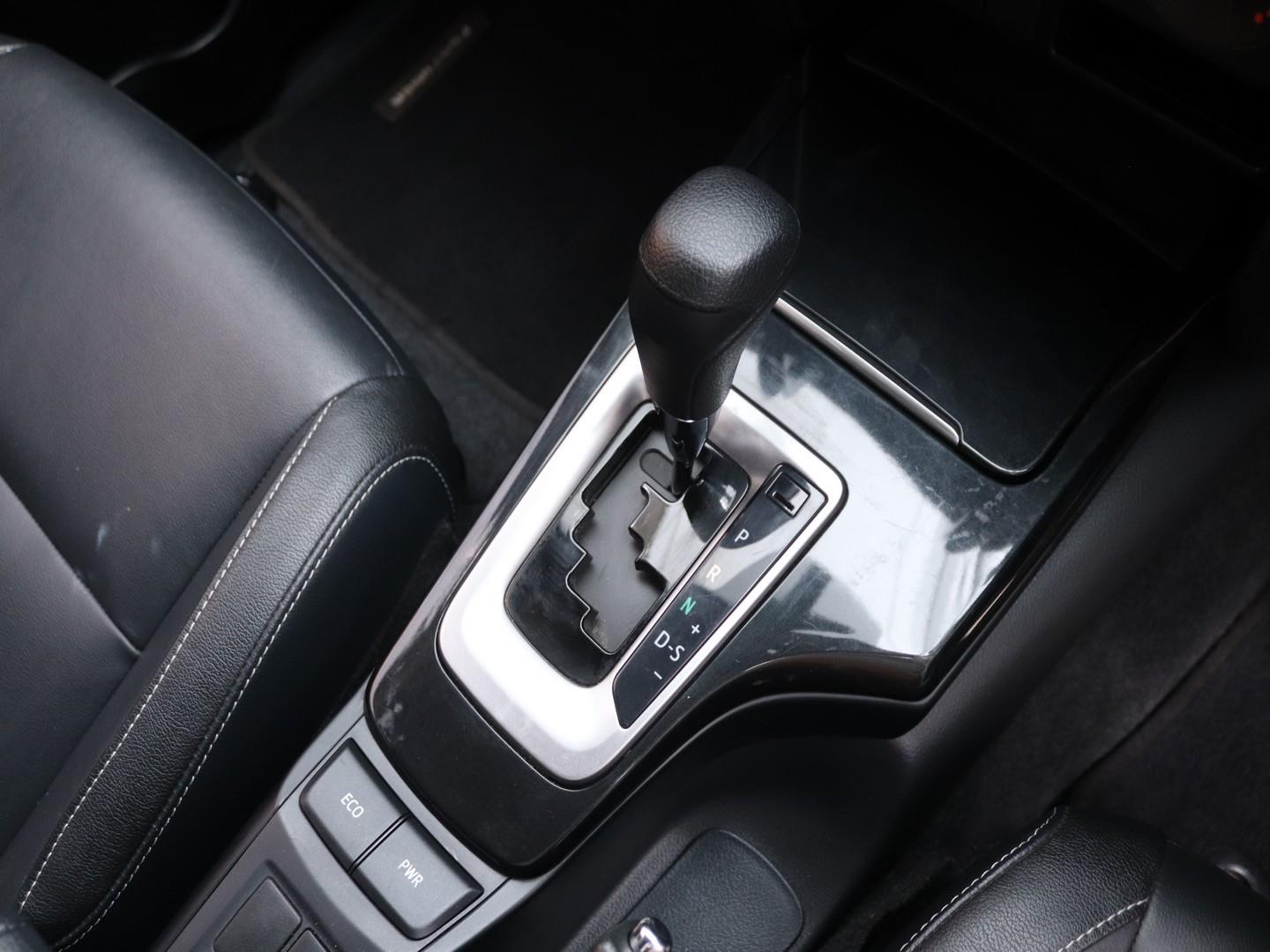 Toyota Fortuner 2.4GD-6 Auto (2025) - Image 12