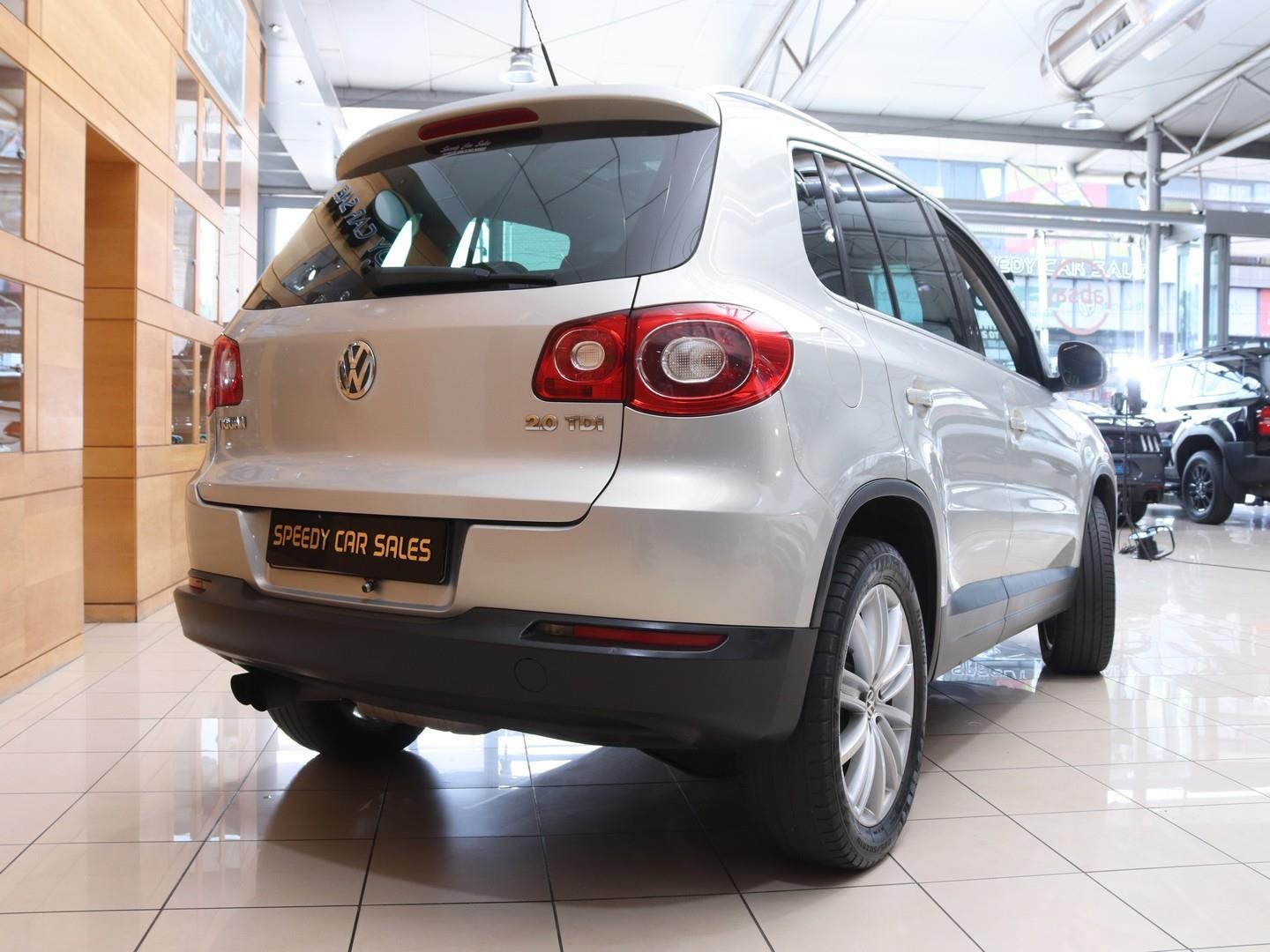 Volkswagen Tiguan 2.0TDI Sport&Style 4Motion Auto (2010) - Image 15