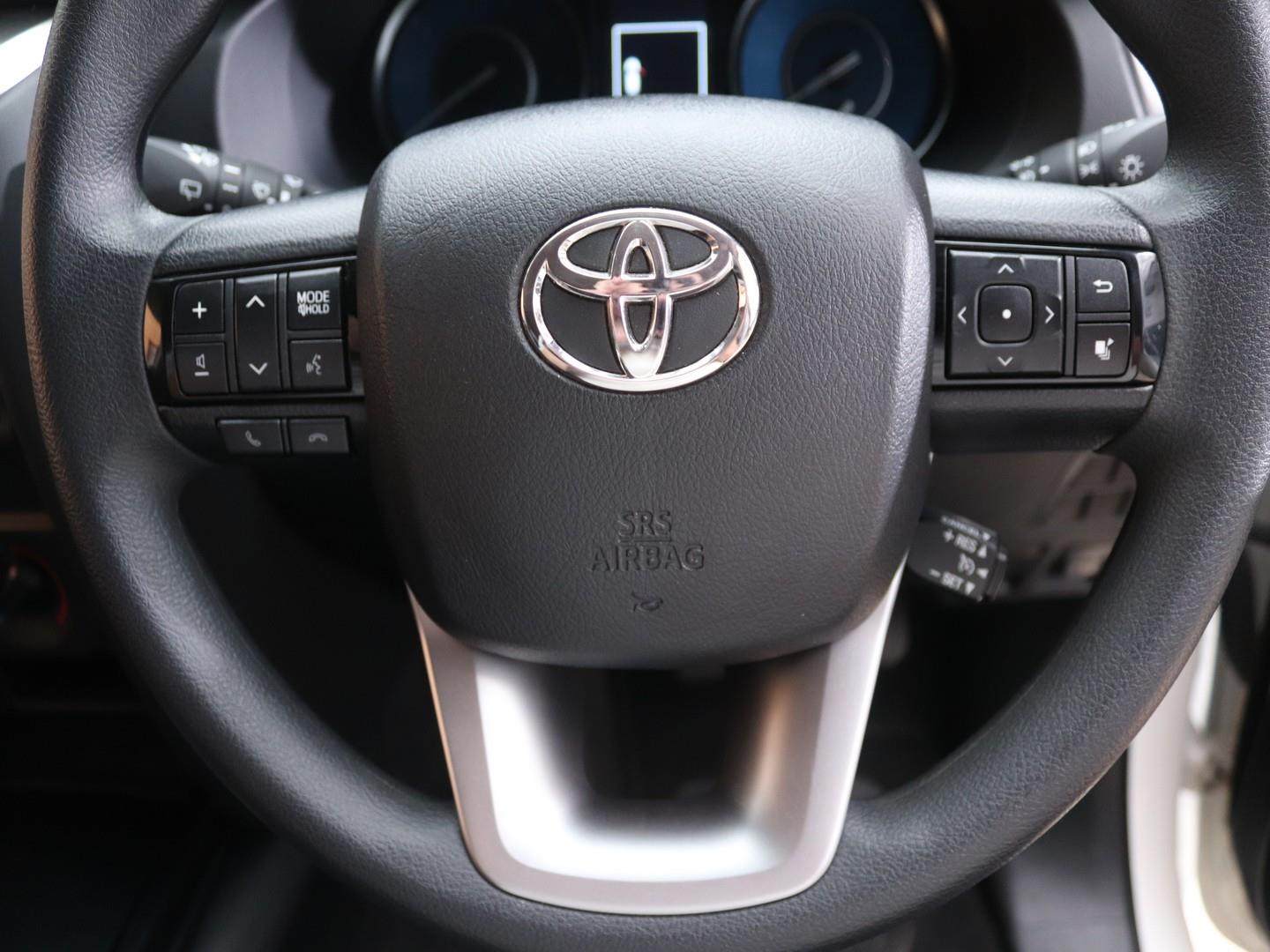 Toyota Fortuner 2.4GD-6 Auto (2025) - Image 9