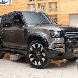 Land Rover Defender 110 D240 X-Dynamic SE (2021)