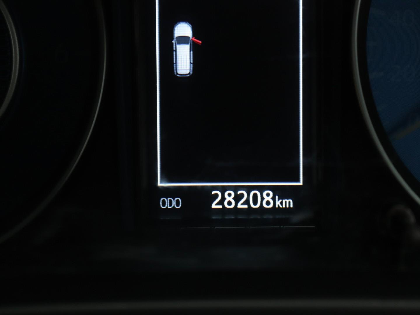 Toyota Fortuner 2.4GD-6 Auto (2025) - Image 10