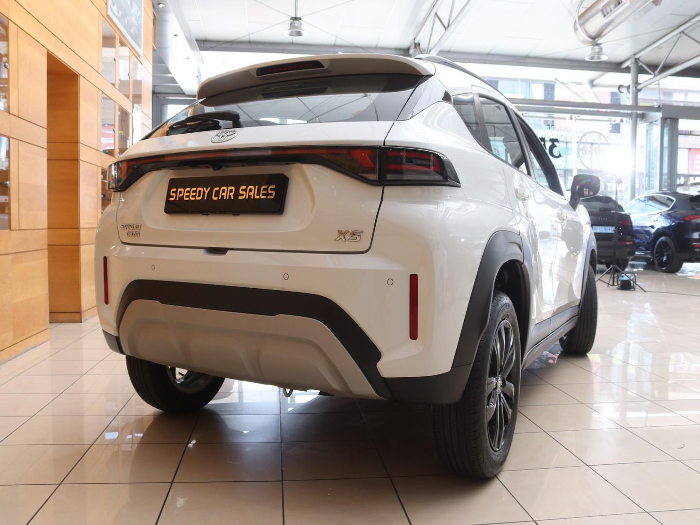 Toyota Starlet Cross 1.5 XS Auto (2025) - Image 17