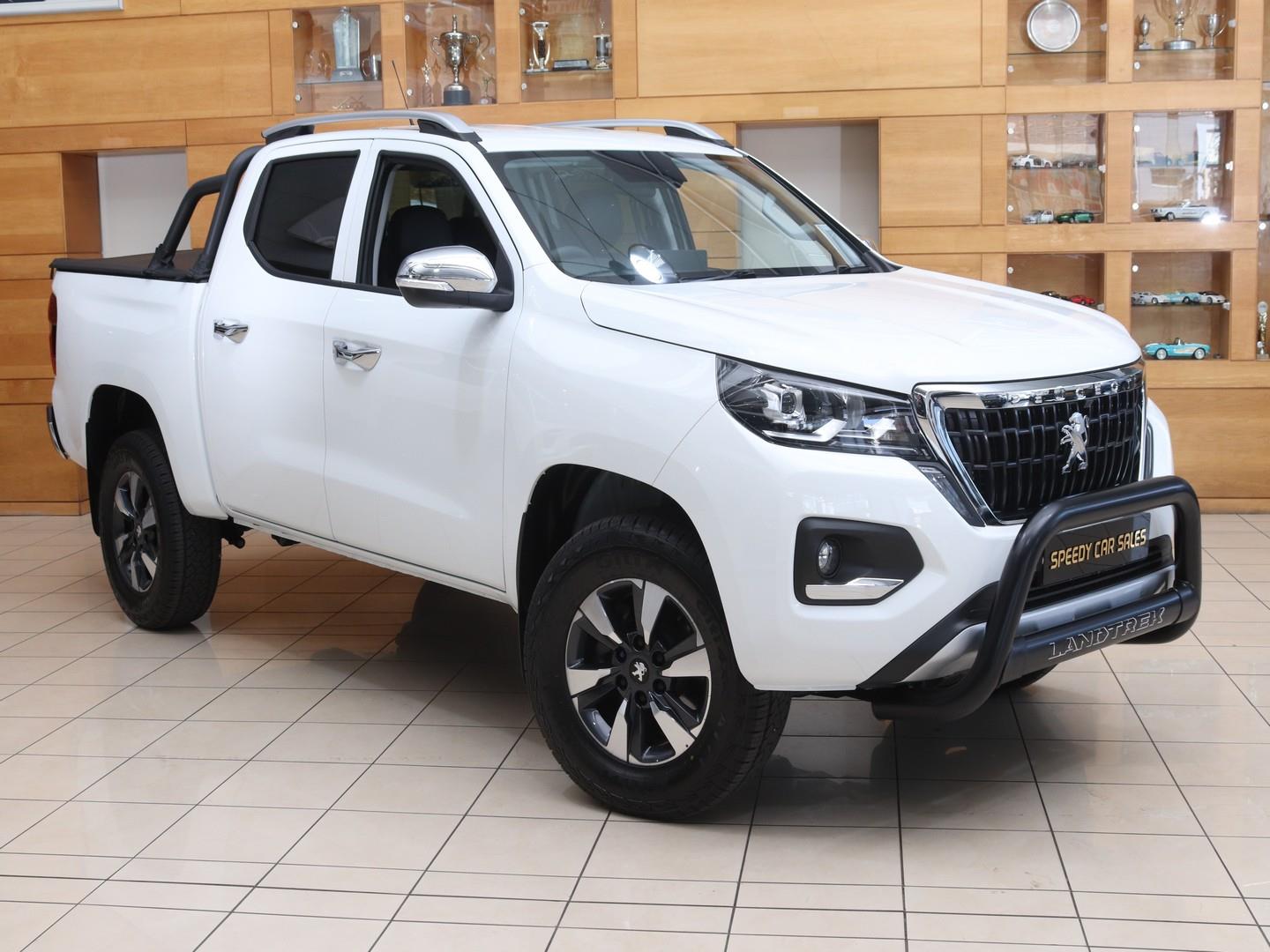 Peugeot Landtrek 1.9D Allure (2025) - Image 3