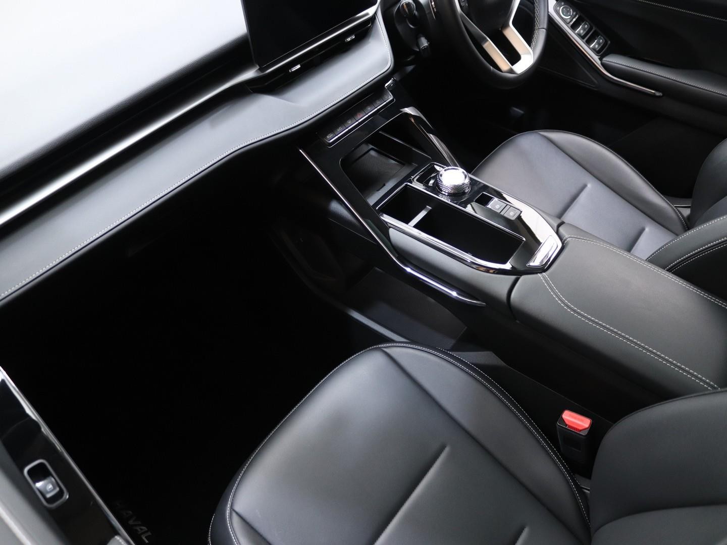 Haval H6 2.0T 4WD Super Luxury (2023) - Image 13