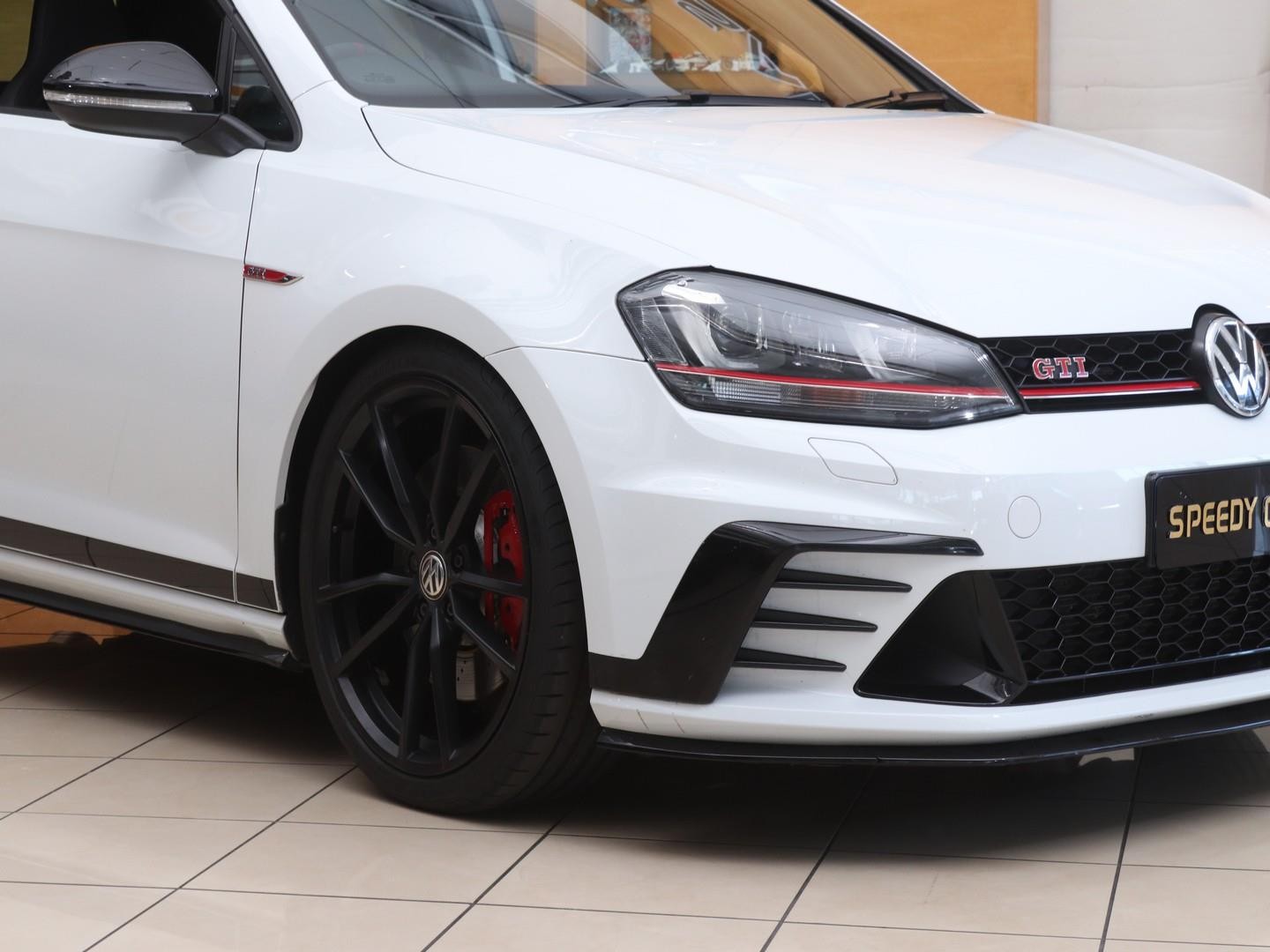 Volkswagen Golf GTI ClubSport S (2017) - Image 2