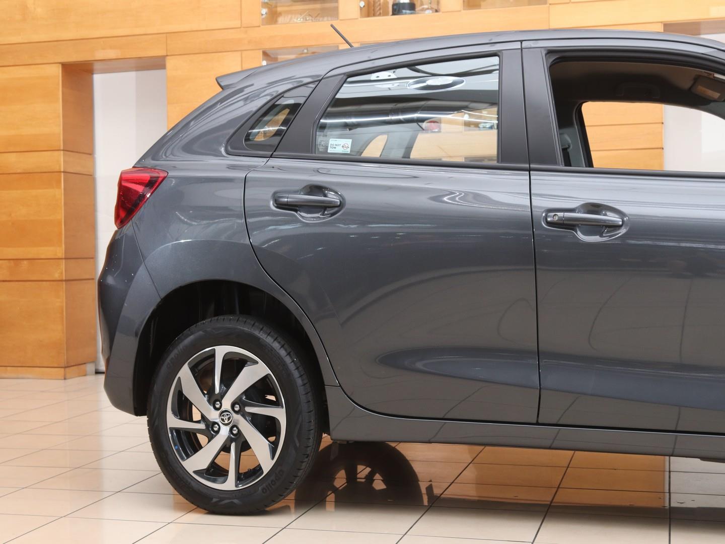 Toyota Starlet 1.5 XS Auto (2025) - Image 17