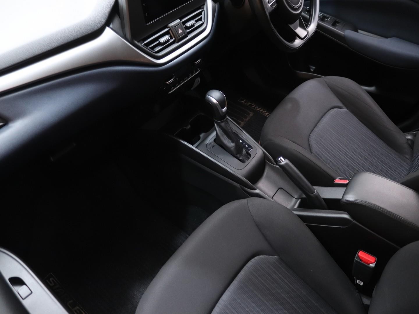 Toyota Starlet 1.5 XS Auto (2023) - Image 12