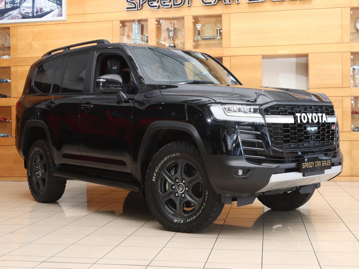 Toyota Land Cruiser 300 3.5T GR Sport (2022)