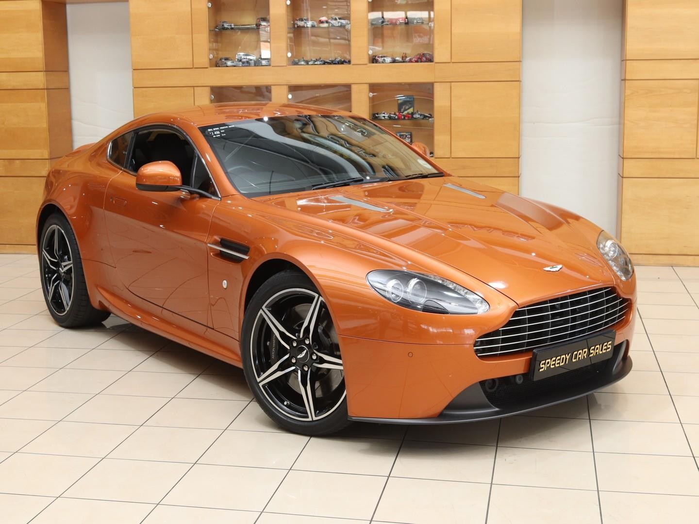 Aston Martin Vantage Coupe (2016) - Image 3