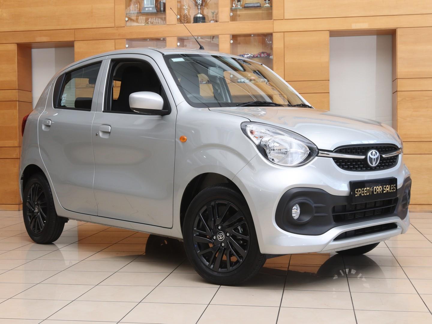 Toyota Vitz 1.0 XR Manual (2025)