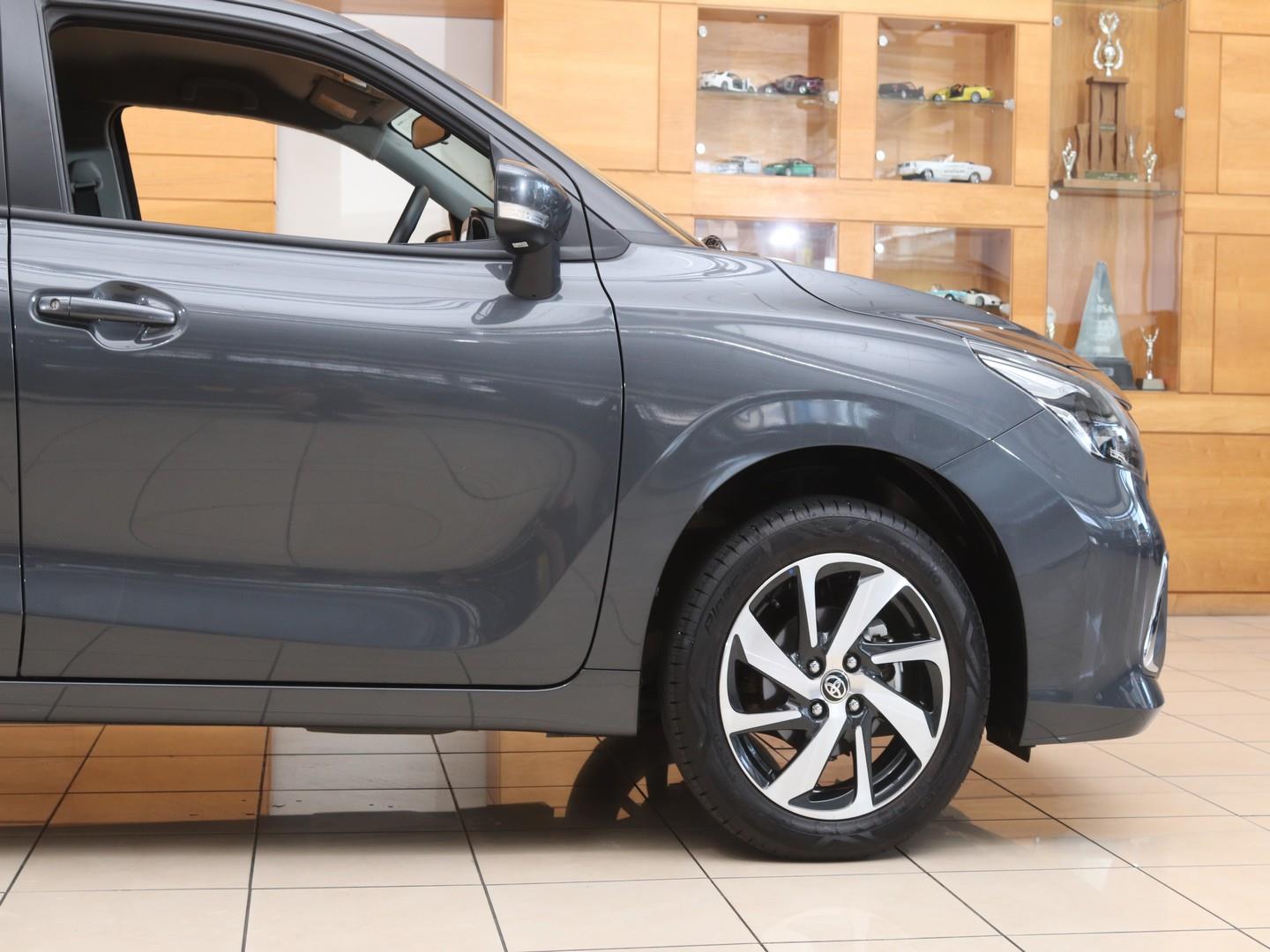 Toyota Starlet 1.5 XS Auto (2025) - Image 18