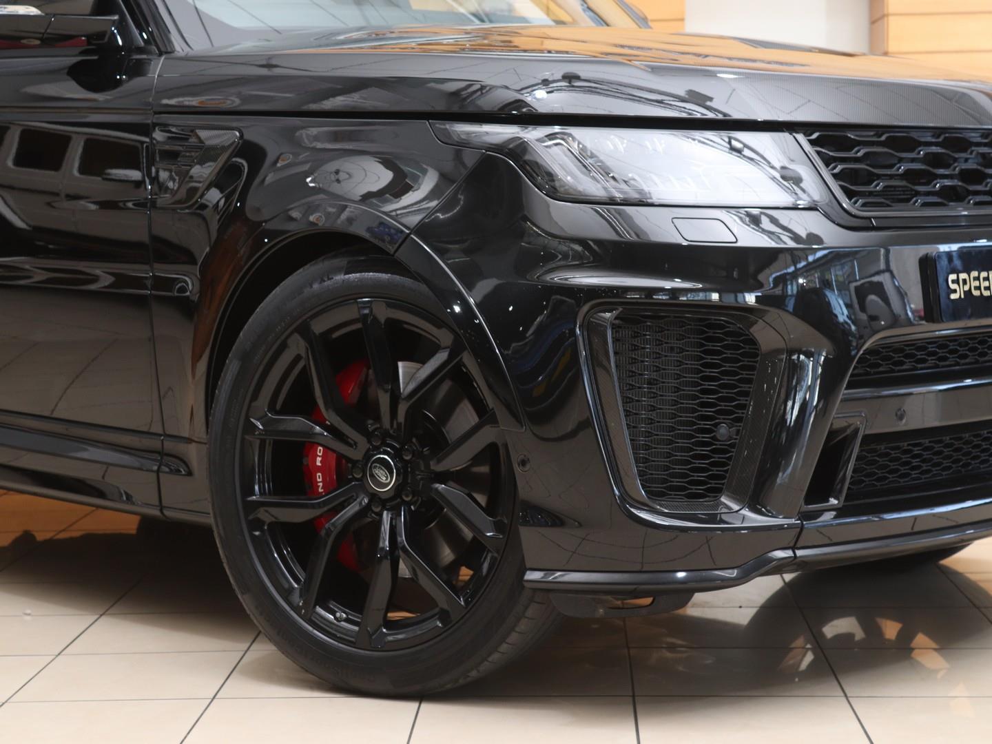 Land Rover Range Rover Sport SVR (2019) - Image 2