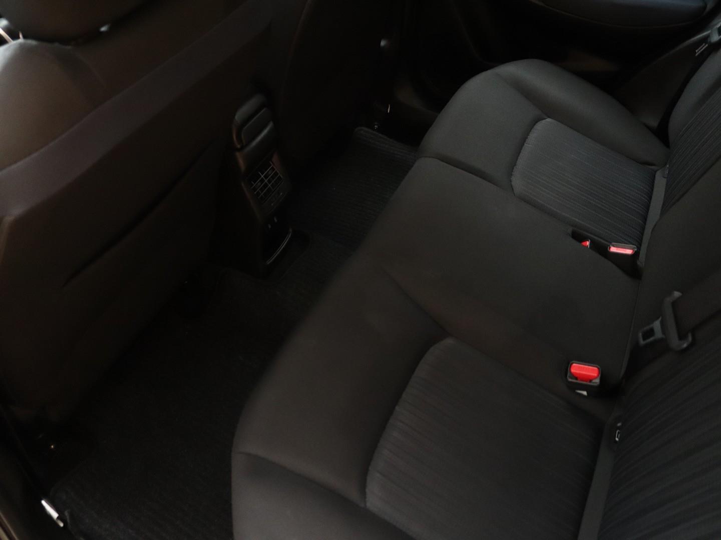 Toyota Starlet 1.5 XS Auto (2025) - Image 14