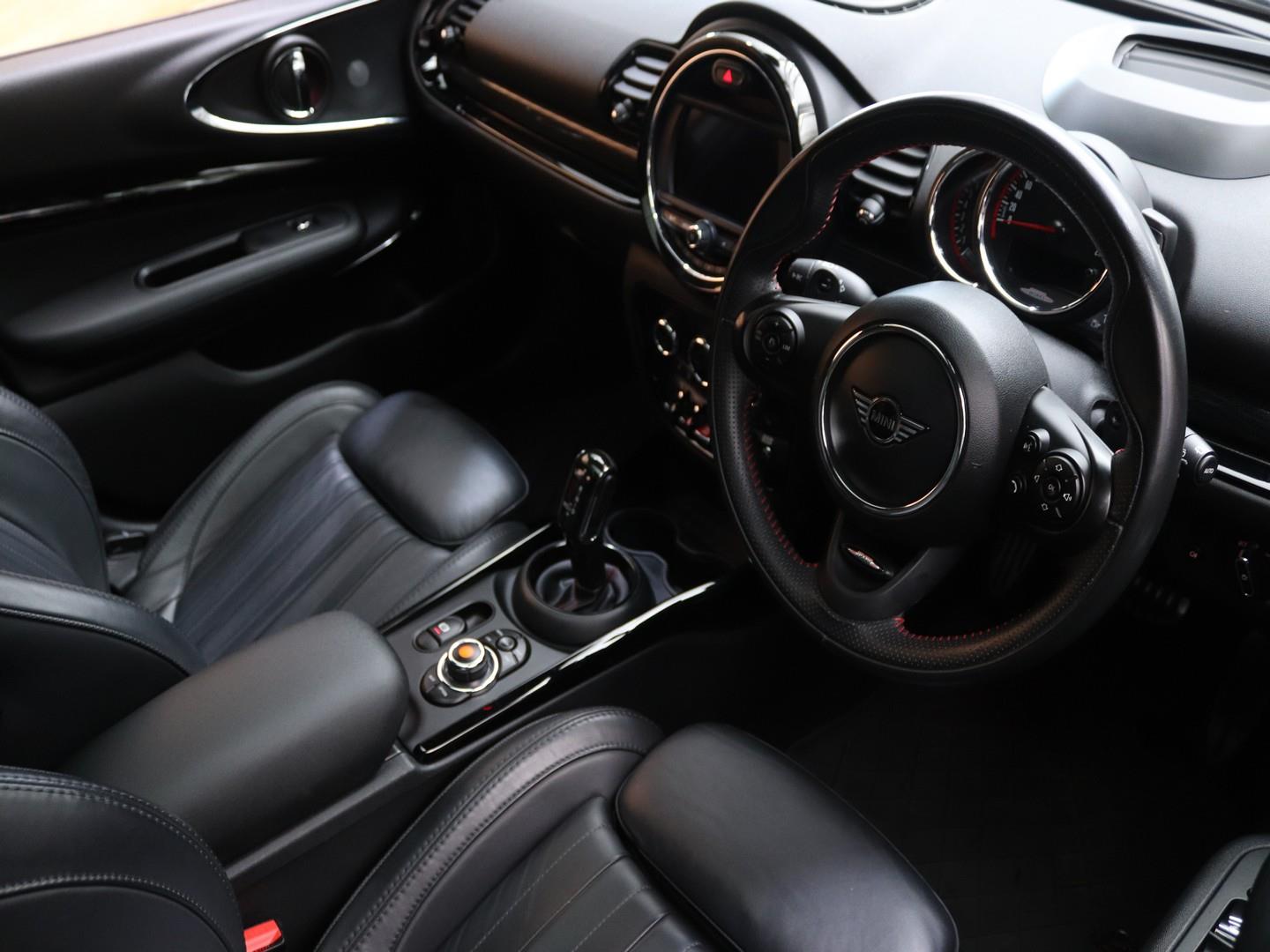 MINI Clubman John Cooper Works ALL4 Clubman (2020) - Image 9