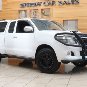 Toyota Hilux 2.5D-4D Xtra Cab SRX (2013)